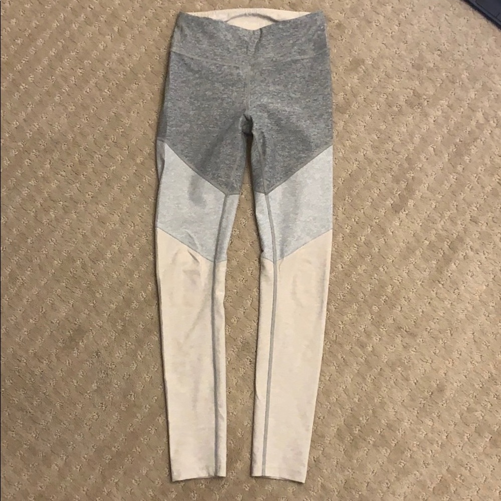 Outdoor Voices leggings